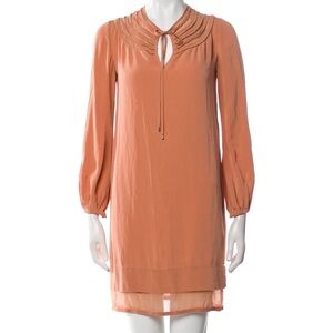 DIANE VON FURSTENBERG • 100% Silk Long Sleeve Shift Dress XS/S